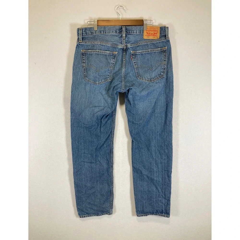 Levis these levi